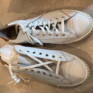 Classic White Men's Leather Sneakers